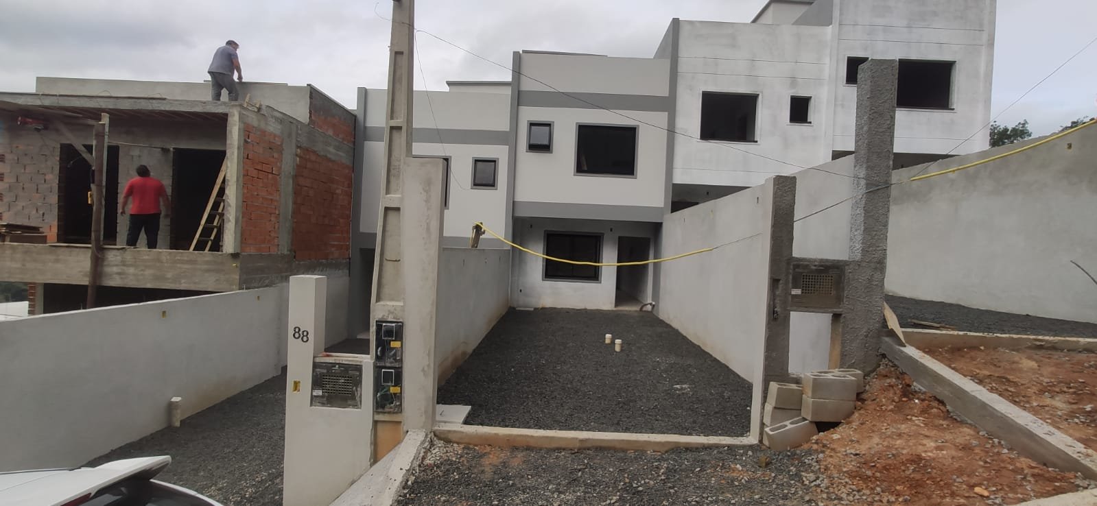 Casa geminada no bairro Progresso
