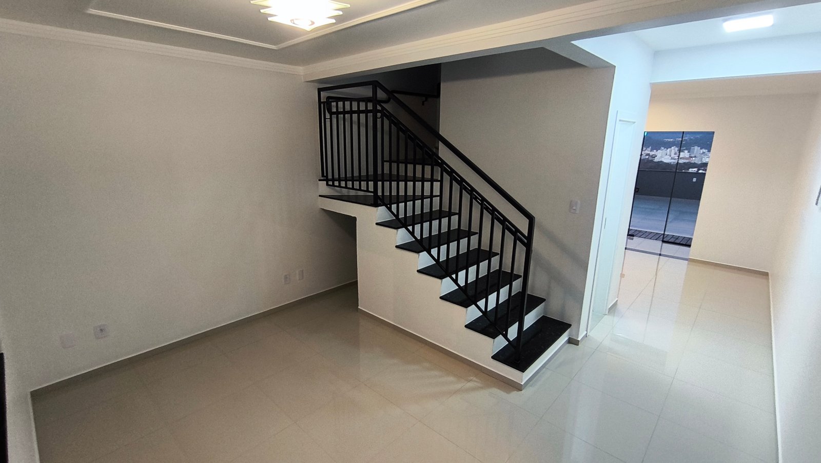 Casa geminada no bairro Progresso